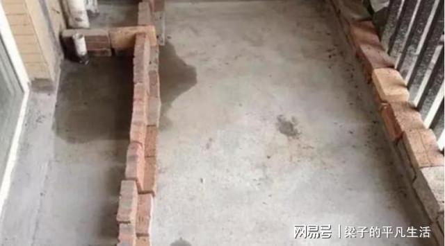 看到鄰居家把陽臺架空，業(yè)主也想要做，而朋友卻說麻煩大了