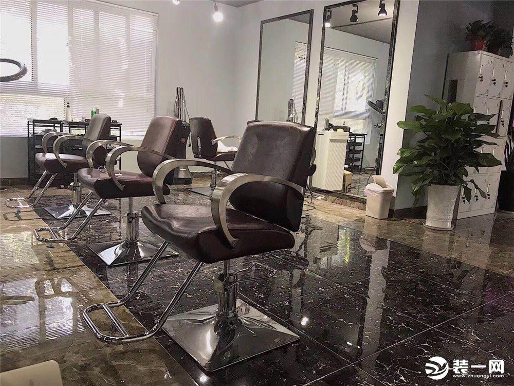 北京理發(fā)店裝修如何設(shè)計更出眾？理清重點(diǎn)客源滾滾來