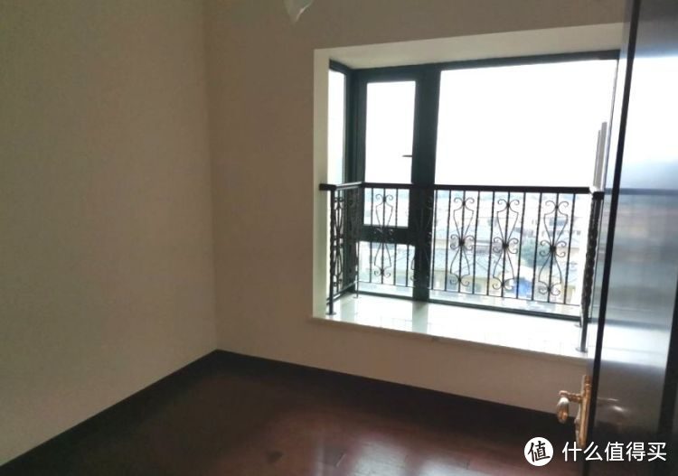 首付10萬入手的單身公寓，51㎡一室一廳恒大精裝房，月供1200元