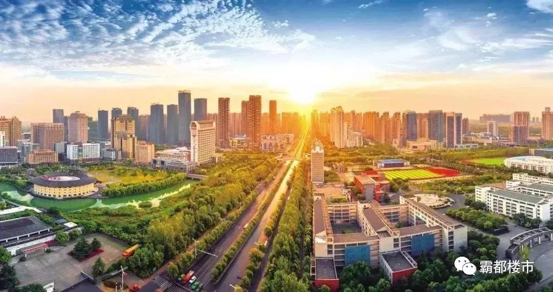上千組客戶搶買，高新這盤火了！裝修新品馬上開盤！低首付、雙學(xué)區(qū)
